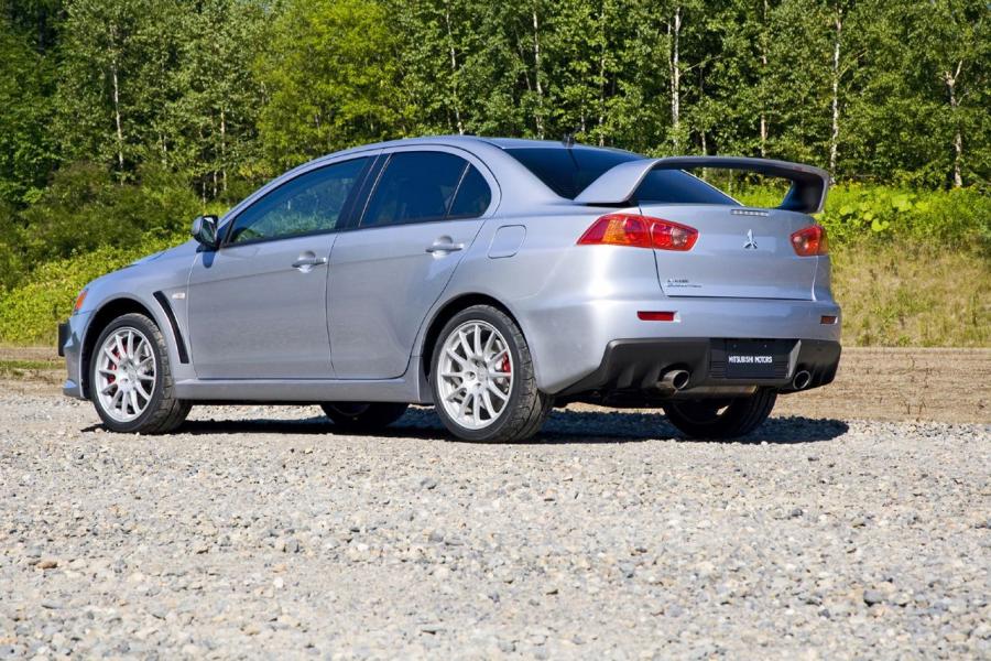  Mitsubishi Lancer Evolution X 2007 года  (фото 106 из 149)